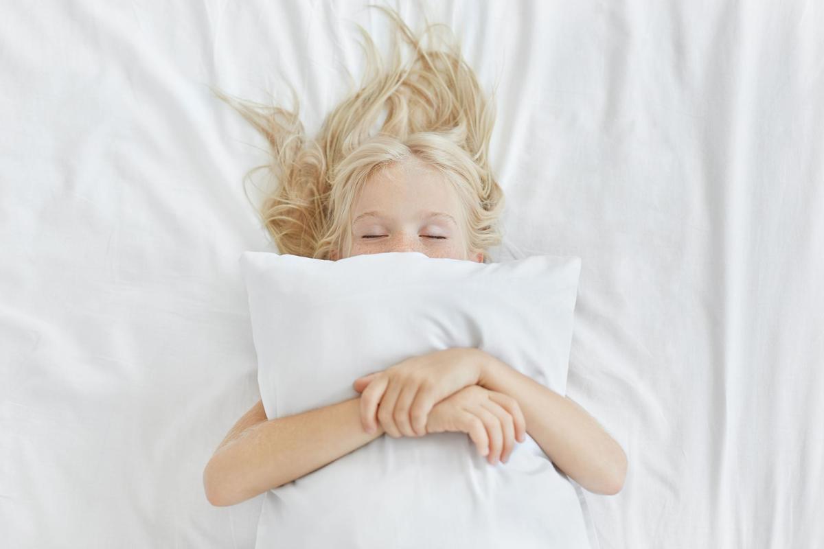 ¿Tu hijo siempre está cansado? Asegúrate de que tiene una correcta higiene del sueño