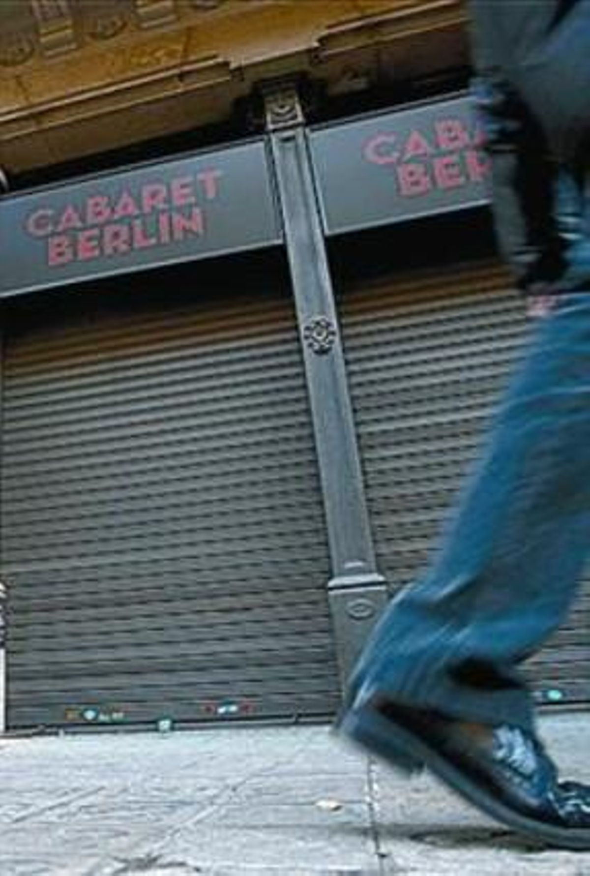 Puerta del Cabaret Berlín. Puerta del Cabaret Berlín.
