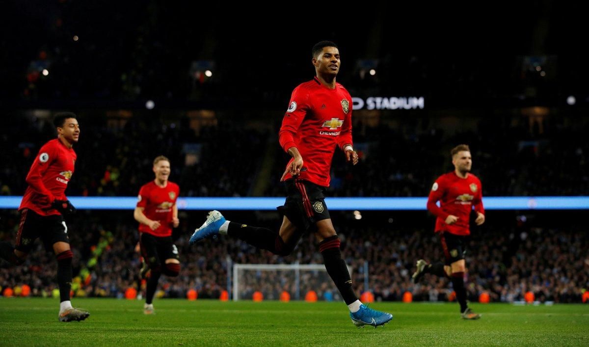 Los jugadores del United celebran el primer gol ante el City. Los jugadores del United celebran el primer gol ante el City.