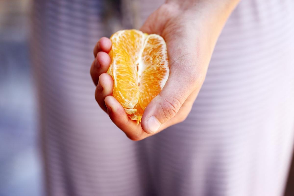 Zumo de naranja, minerales... Cómo y por qué invertir en las materias primas más extrañas