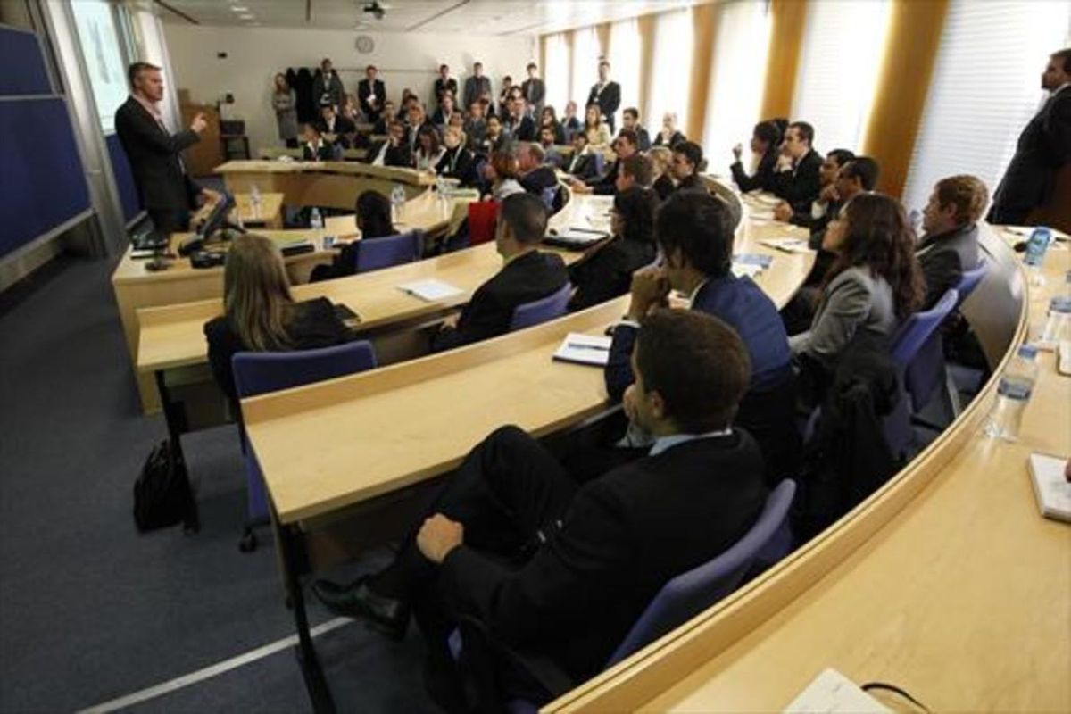 Alumnos de un máster de Empresa. Alumnos de un máster de Empresa.