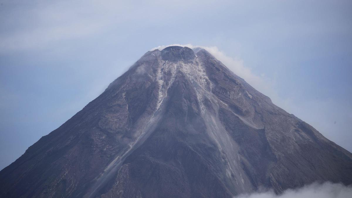 Plus de 9 000 évacués par l’éruption du volcan Mayon aux Philippines