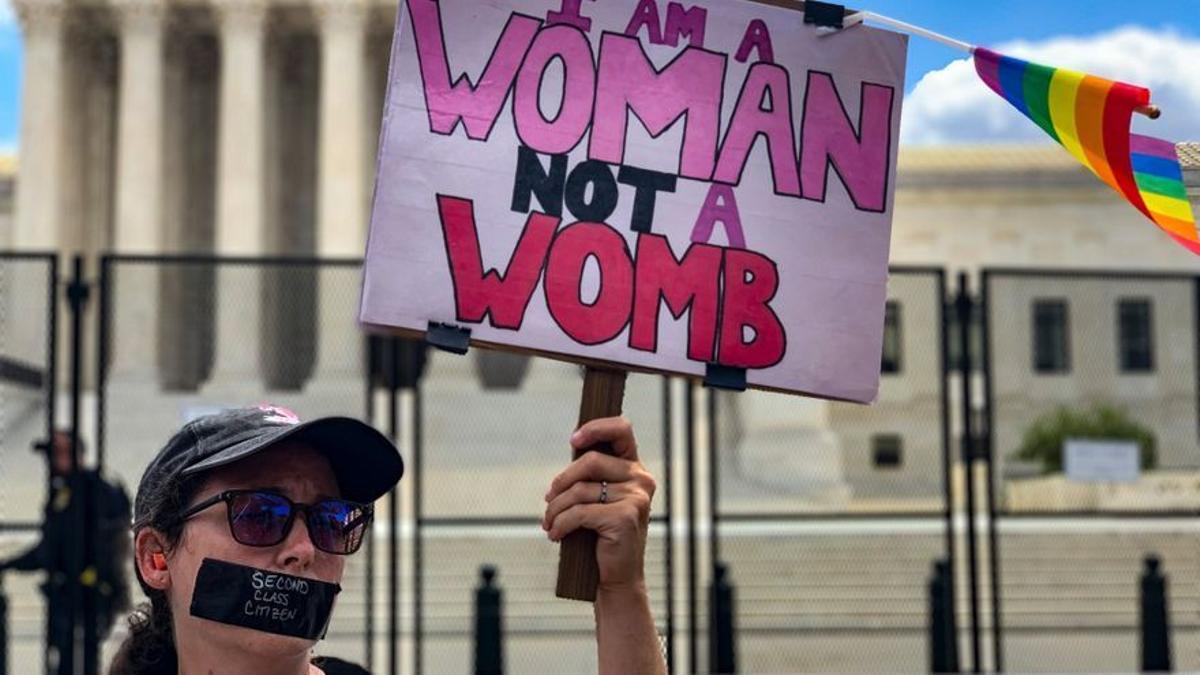 Arresten almenys 17 congressistes demòcrates després d’una protesta pel dret a l’avortament