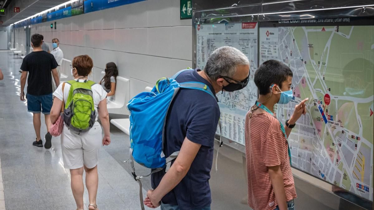 Rebaixes en el transport públic: ¿quines comunitats autònomes han reduït el preu un 50%? Rebaixes en el transport públic: ¿quines comunitats autònomes han reduït el preu un 50%?