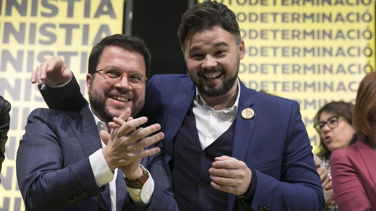 Gabriel Rufián y Pere Aragonès celebran el resultado electoral. Gabriel Rufián y Pere Aragonès celebran el resultado electoral.