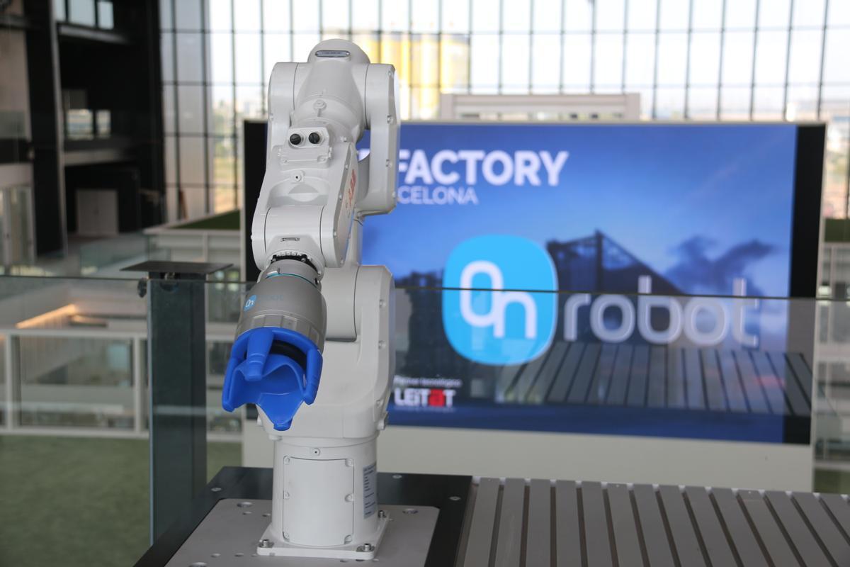 DFactory inicia l’activitat del laboratori de robòtica amb la incorporació d’OnRobot al seu ecosistema