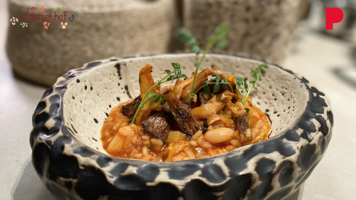 Arroz con alubias blancas, verduras y setas. Arroz con alubias blancas, verduras y setas.