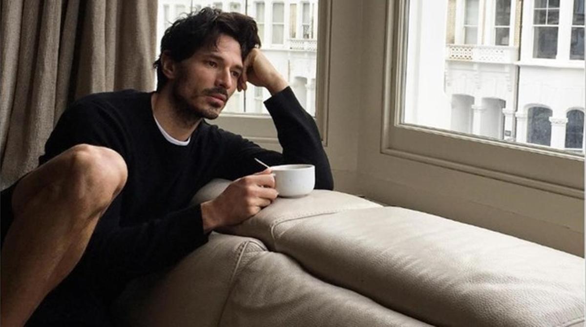 Andrés Velencoso. Andrés Velencoso.