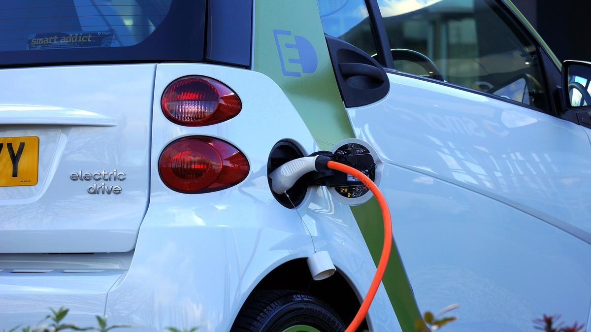 4 mitos a derribar antes de pasarse al coche eléctrico 4 mitos a derribar antes de pasarse al coche eléctrico