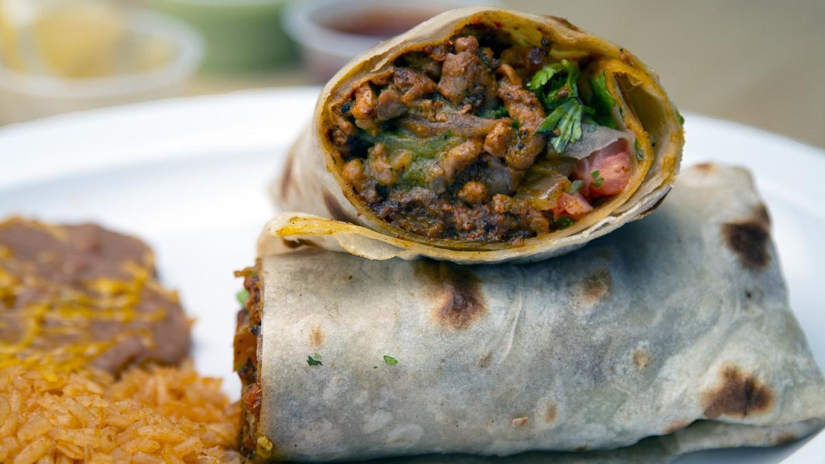 Así se enrolla un burrito