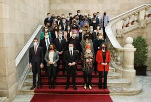 La fotografía conjunta del Govern, sólo con la presencia de los ’consellers’ y diputados de ERC y del titular de Salut, Josep Maria Argimon.