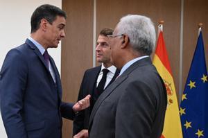Sánchez anuncia un acuerdo para “sustituir el MidCat por un corredor de energía verde”.