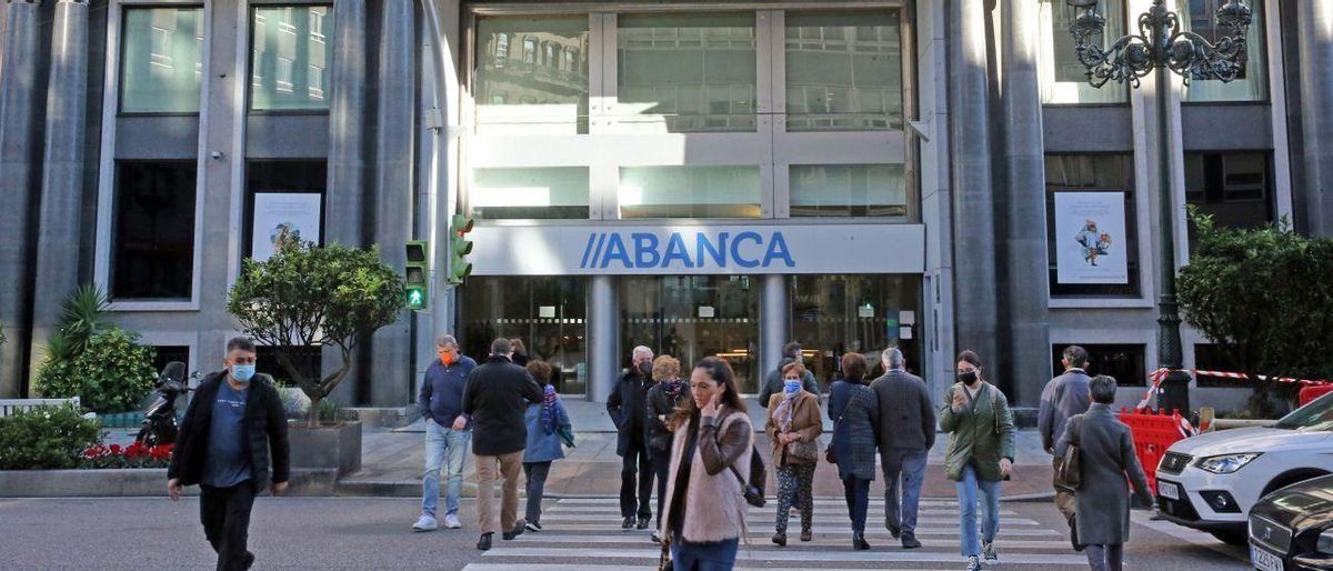 Abanca reestructura su cúpula comercial para exprimir la especialización Abanca reestructura su cúpula comercial para exprimir la especialización