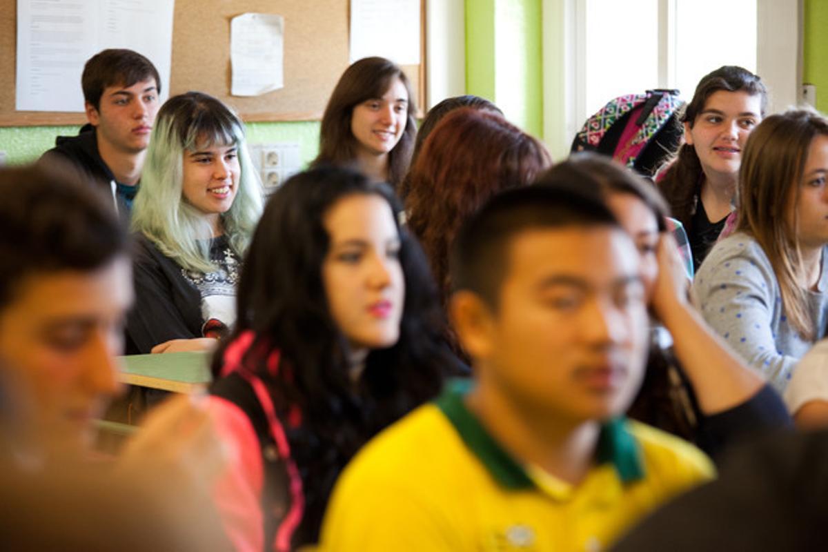 Alumnos de una clase de cuarto de ESO de un instituto de Terrassa. Alumnos de una clase de cuarto de ESO de un instituto de Terrassa.