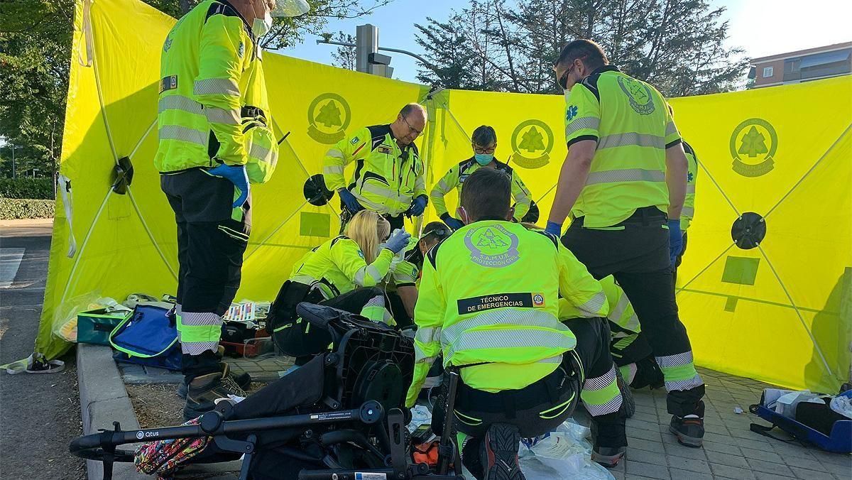 Un bebé de 22 meses, muy grave tras ser atropellado por una moto en Madrid Un bebé de 22 meses, muy grave tras ser atropellado por una moto en Madrid