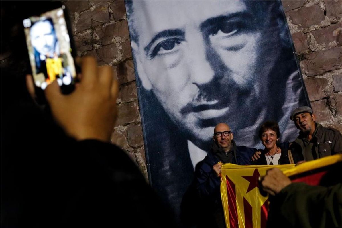 Homenaje a Companys. Homenaje a Companys.