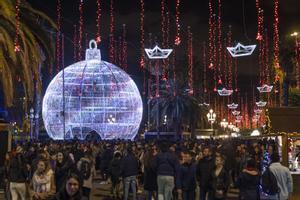 El Port de Barcelona enciende las luces de Navidad