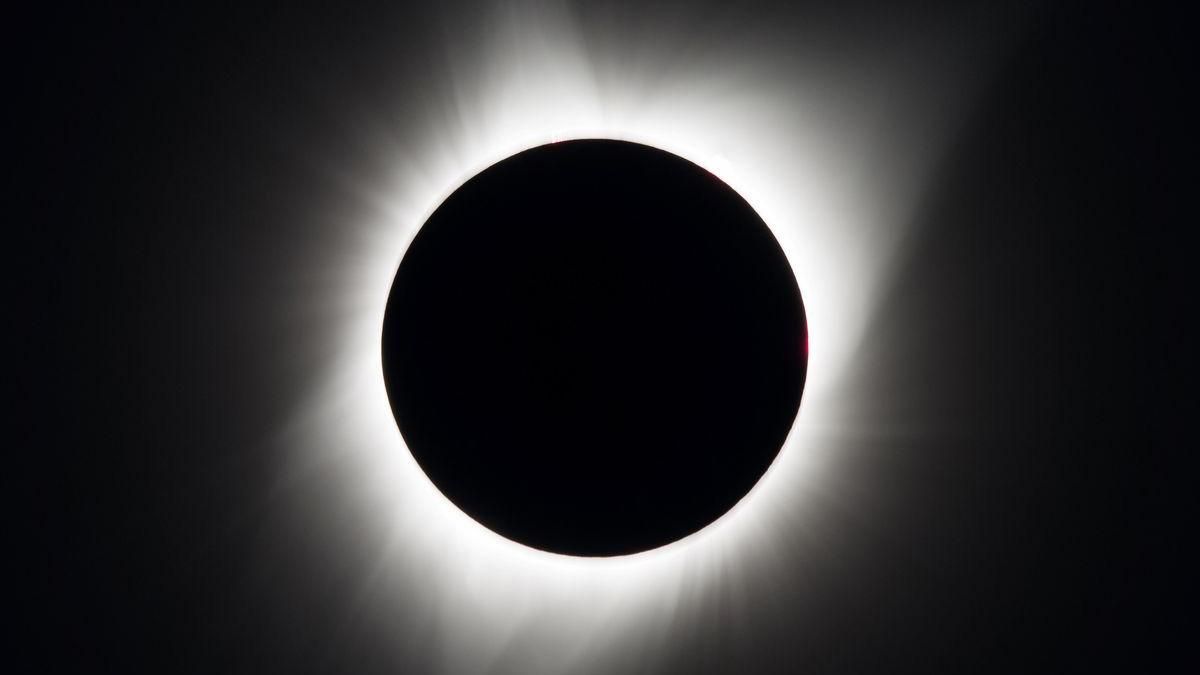 Espanya encara una irrepetible temporada d’eclipsis solars Espanya encara una irrepetible temporada d’eclipsis solars