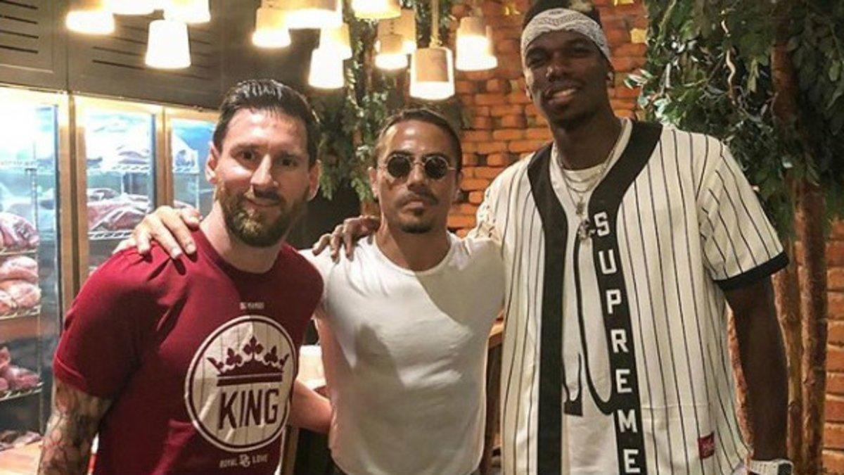 Messi, Gökçe y Pogba, en el restaurante de Dubái del chef turco
