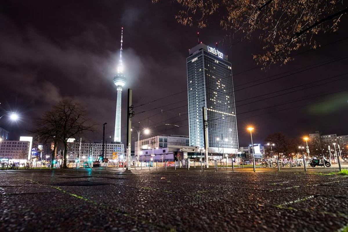 Berlín permanece en confinamiento a causa de la pandemia. Berlín permanece en confinamiento a causa de la pandemia.