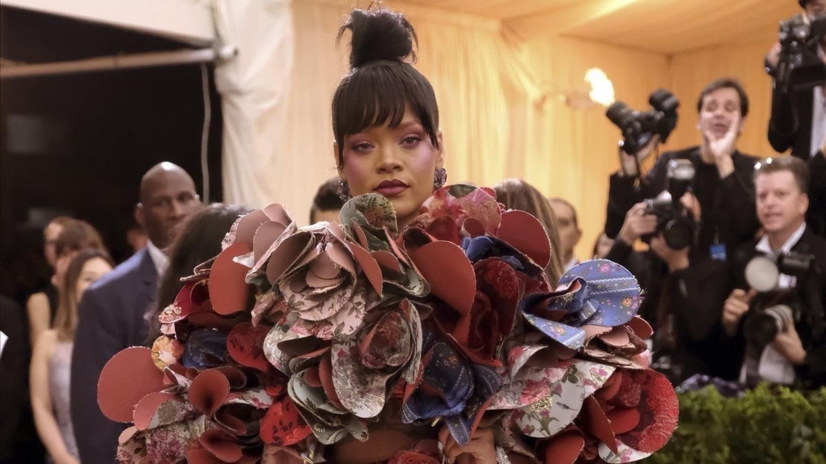 La cantante y diseñadora Rihanna, en la última edición de la gala del Metropolitan Museum de Nueva York. La cantante y diseñadora Rihanna, en la última edición de la gala del Metropolitan Museum de Nueva York.