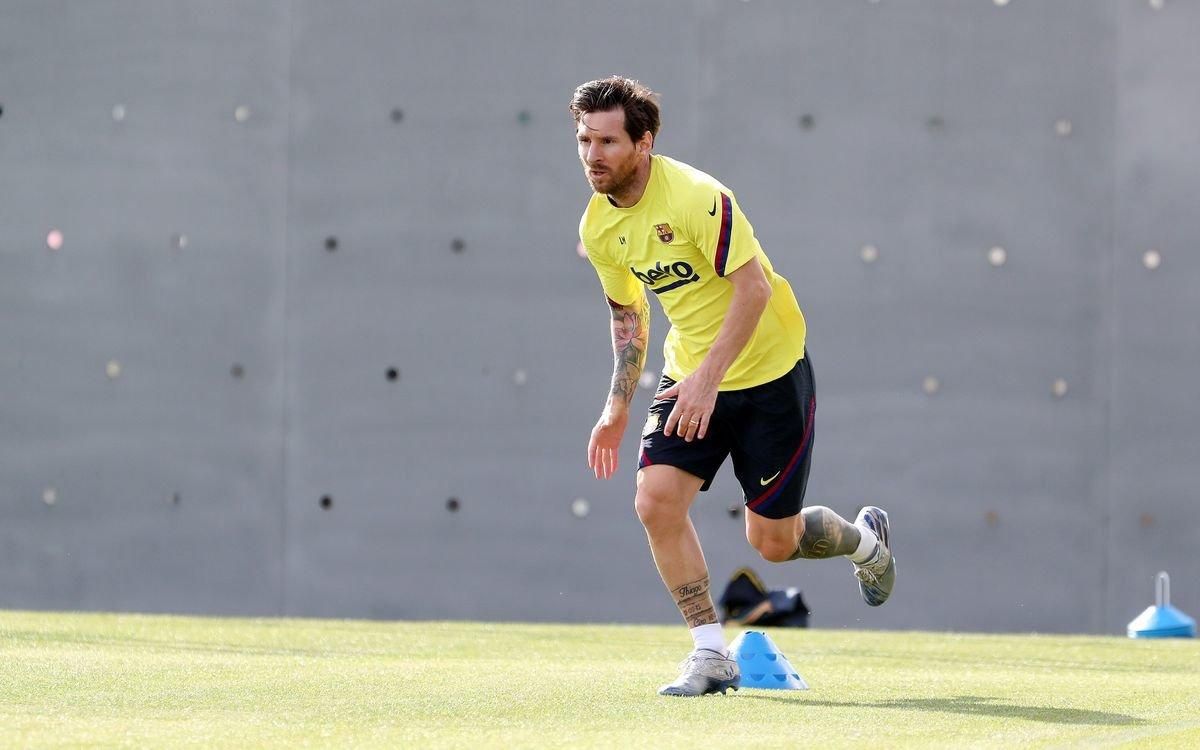 Messi, en su primer entrenamiento después del confinamiento. Messi, en su primer entrenamiento después del confinamiento.
