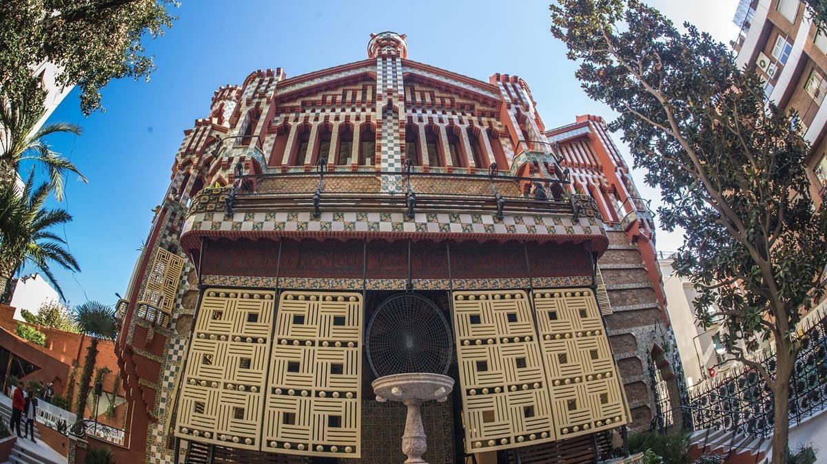 La Casa Vicens de Gaudi rehabilitada y restaurada.