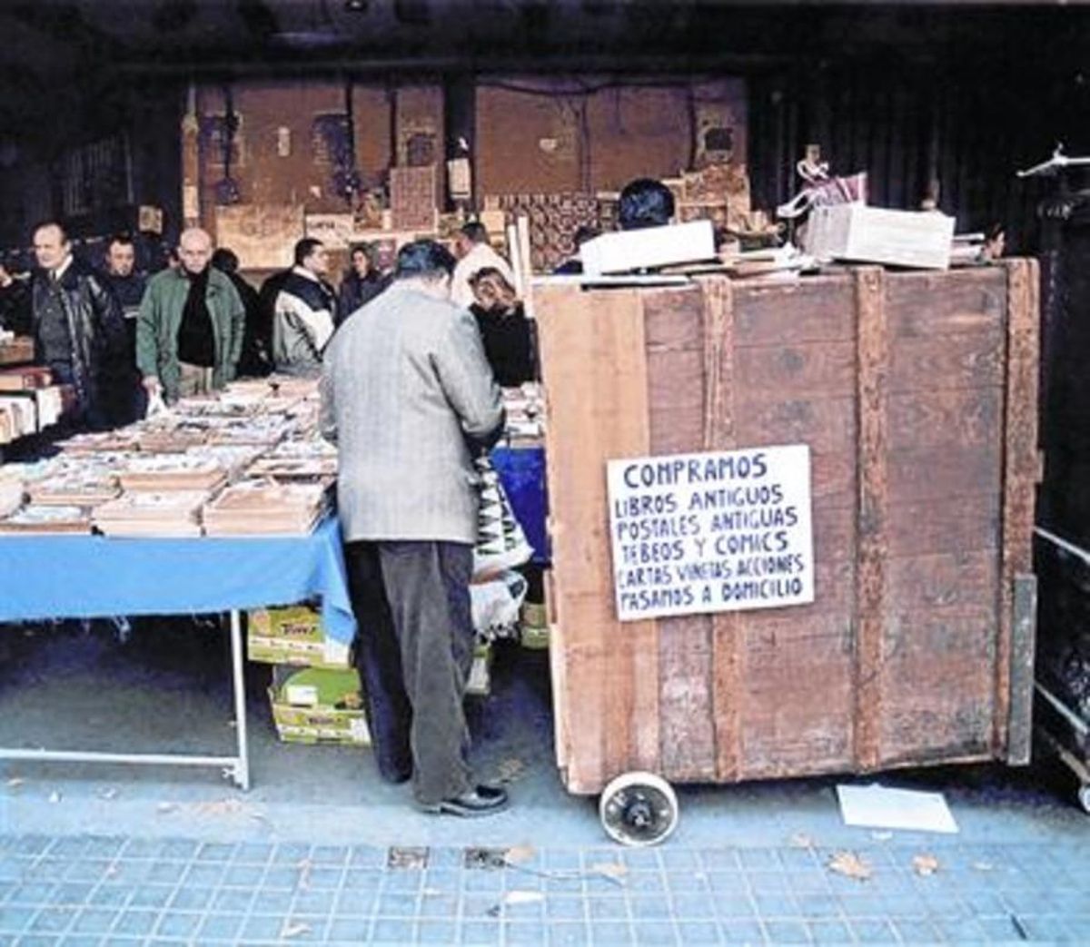El mercado dominical de Sant Antoni. El mercado dominical de Sant Antoni.