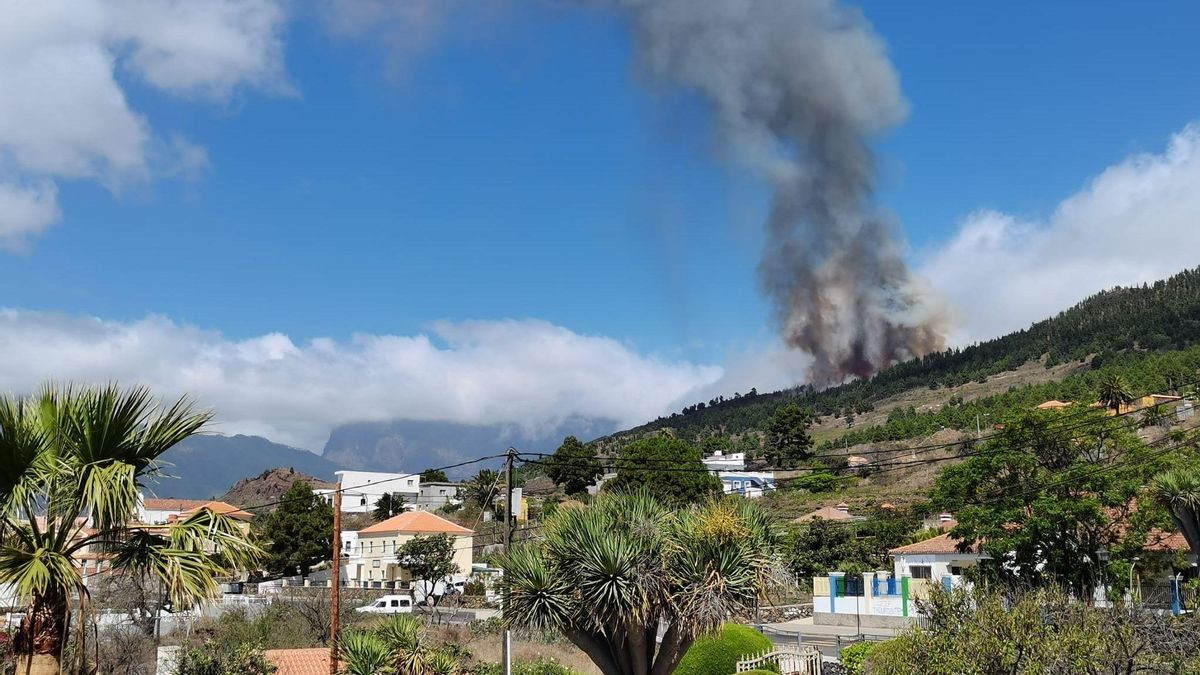 Volcán en erupción en La Palma Volcán en erupción en La Palma