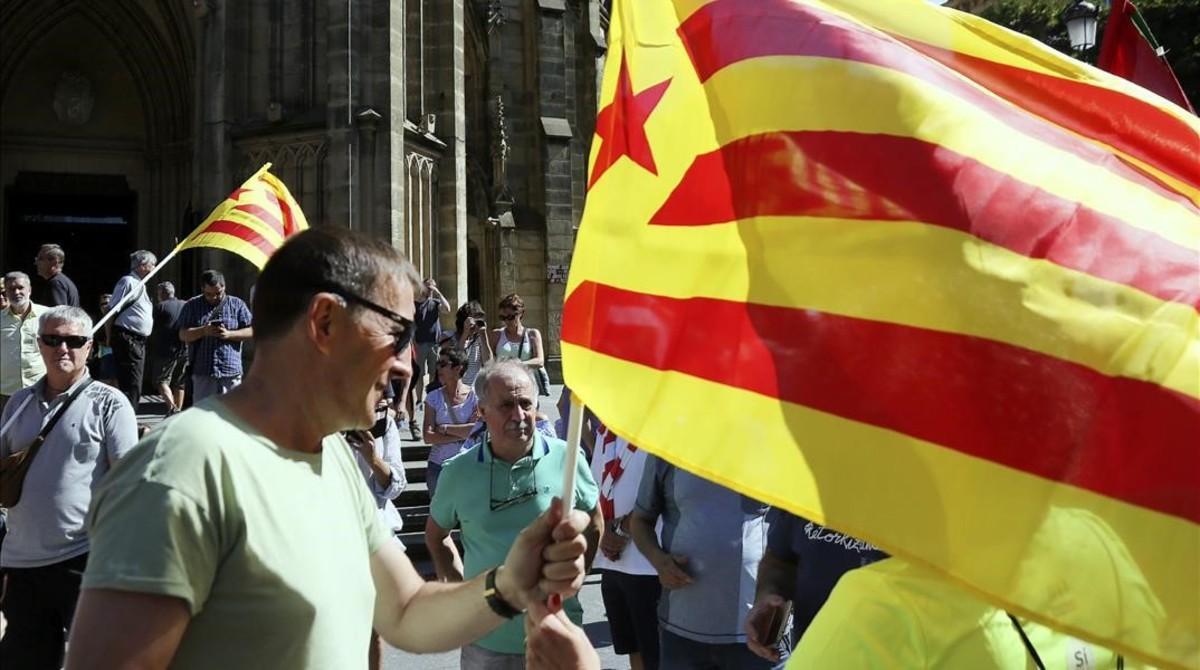 Més estelades que 'ikurriñes' en la manifestació d'EH Bildu a Sant Sebastià