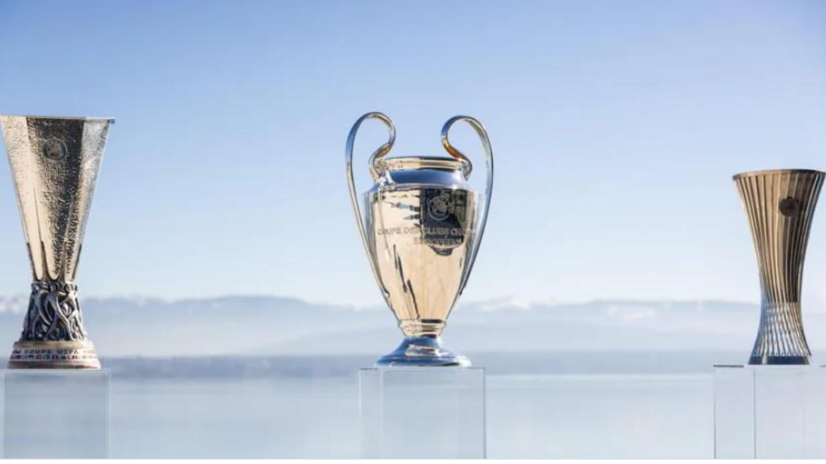 Los tres trofeos europeos.