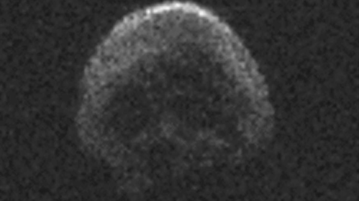 El asteroide con forma de calavera, fotografiado por la NASA en el 2015. El asteroide con forma de calavera, fotografiado por la NASA en el 2015.
