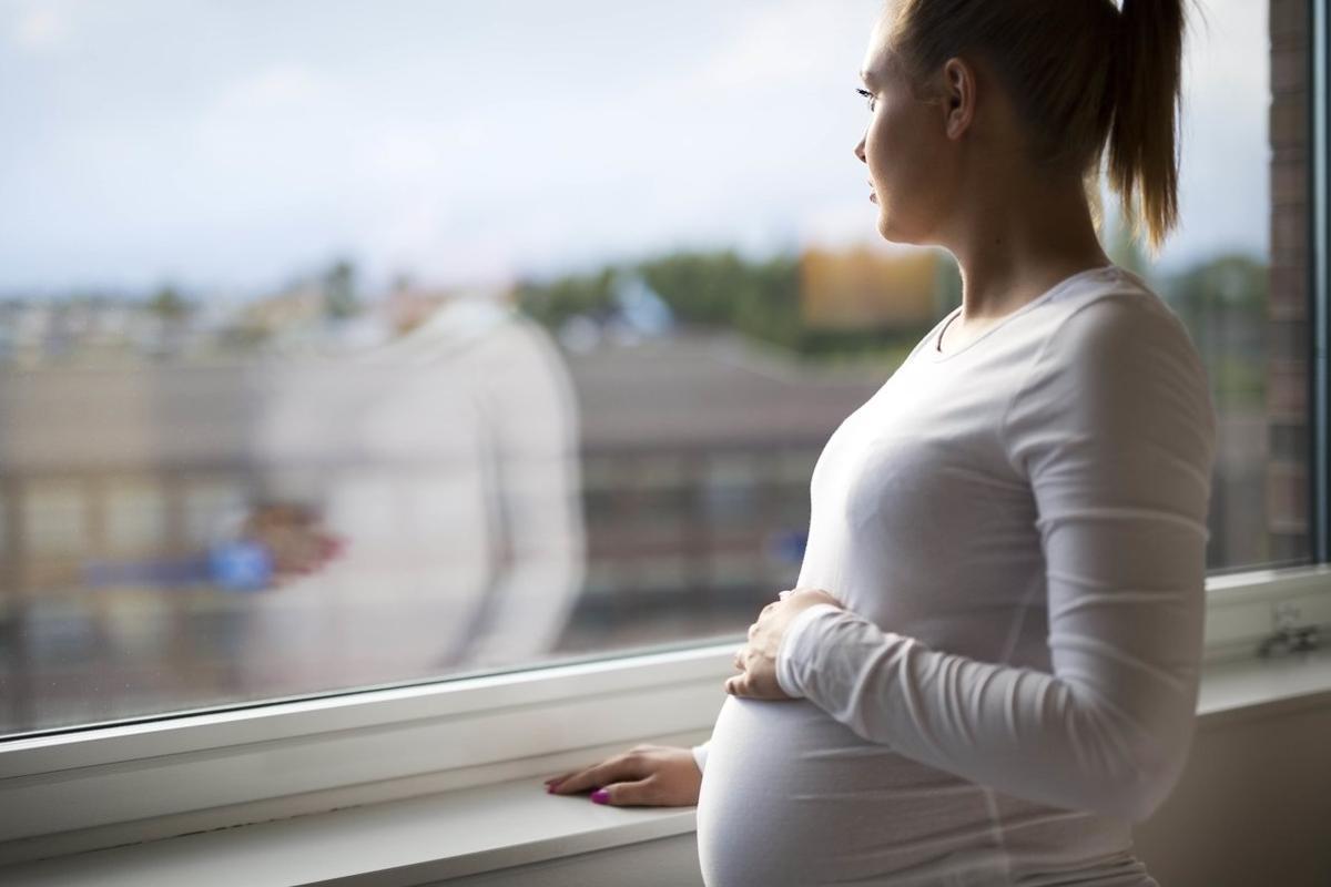 La baja por maternidad tiene una duración de 16 semanas