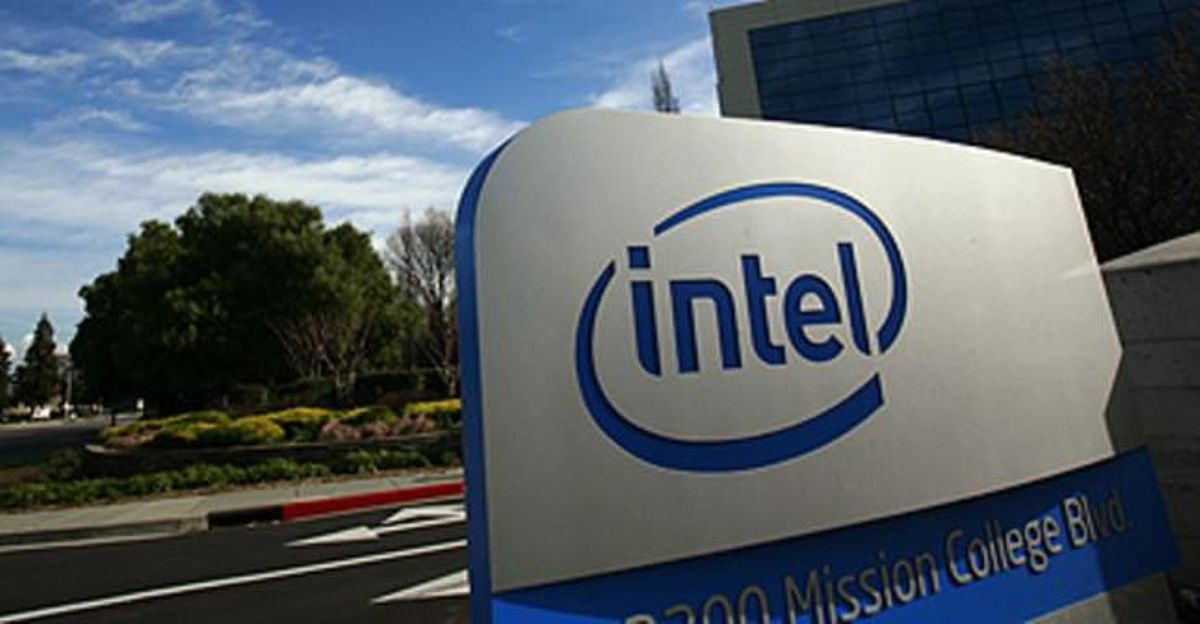 Entrada de Intel Corporation, en Santa Clara. Entrada de Intel Corporation, en Santa Clara.