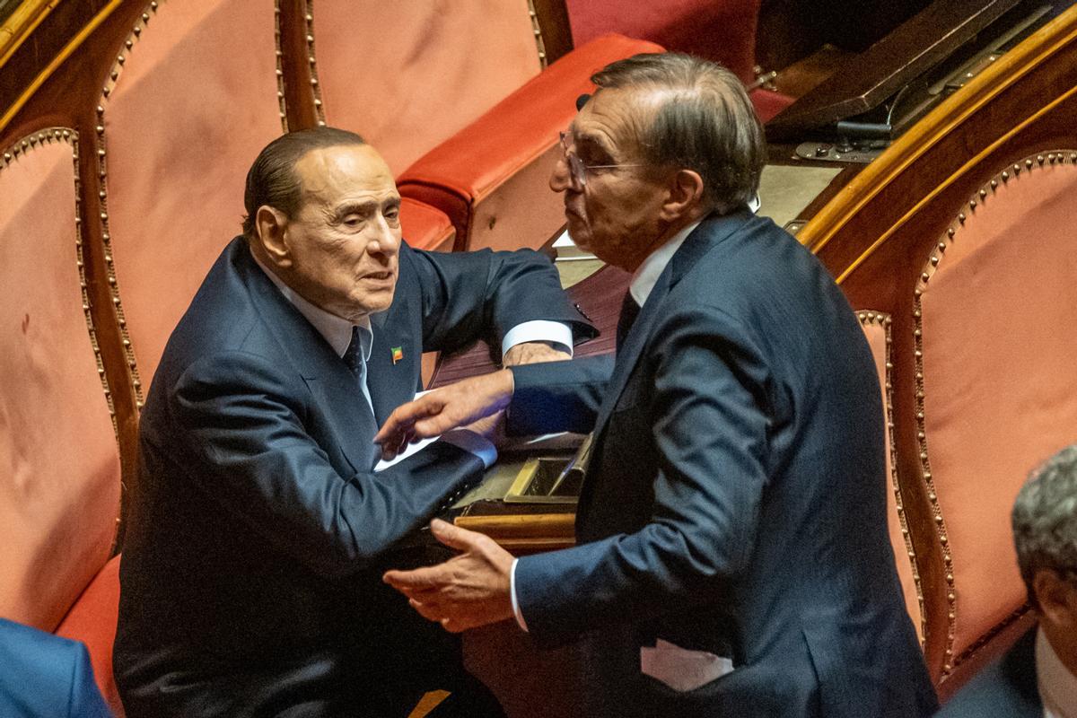 El ultraderechista Ignacio La Russa, elegido presidente del Senado italiano