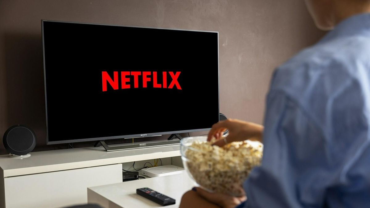 Netflix anuncia el fin de las cuentas compartidas: comenzará a cobrar un extra en 2023 Netflix anuncia el fin de las cuentas compartidas: comenzará a cobrar un extra en 2023