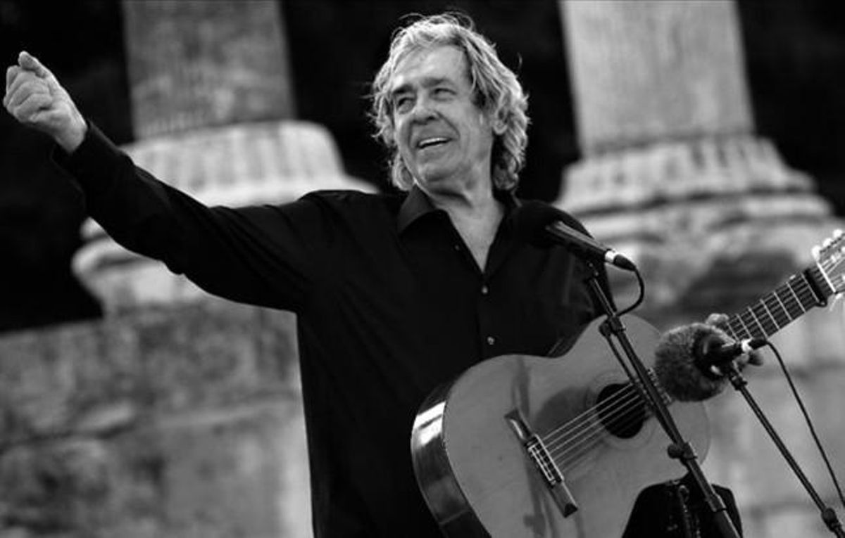 Paco Ibañez, durante una actuación en el 2013. Paco Ibañez, durante una actuación en el 2013.
