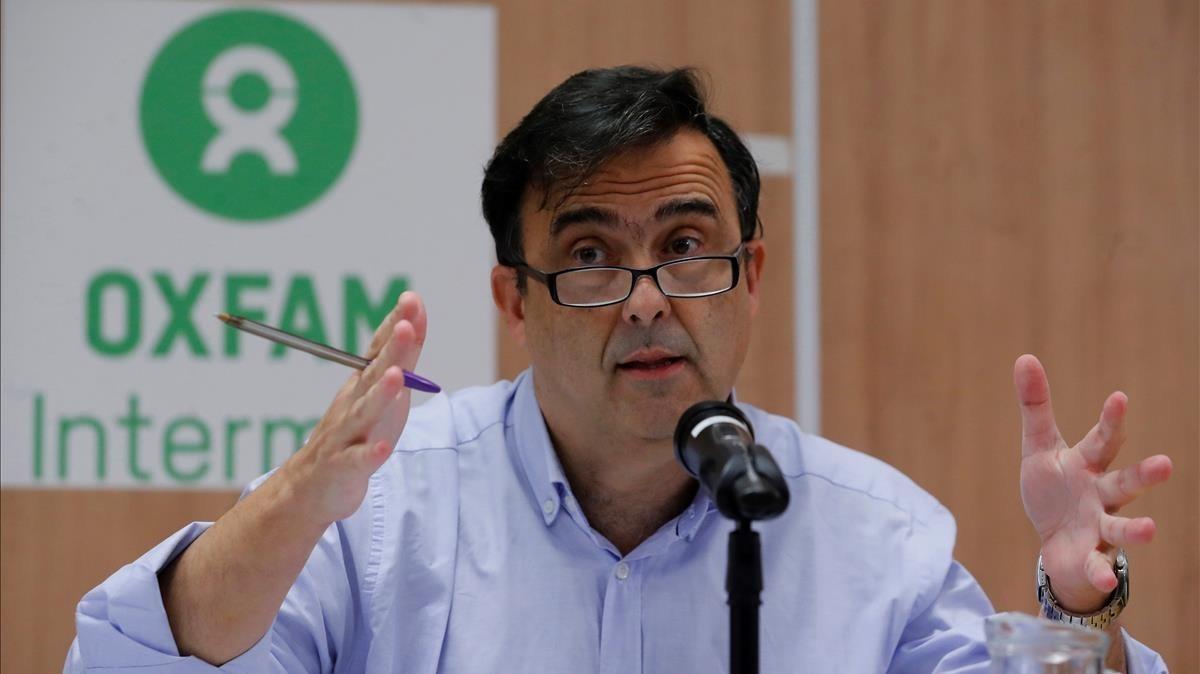 José María Vera, presidente de Intermón Oxfam, durante la rueda de prensa, en Madrid, el 15 de febrero.