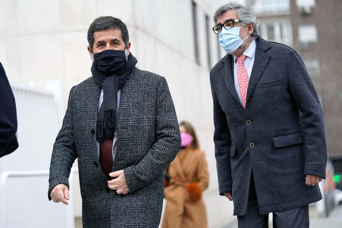 Jordi Sanchez secretario general de Junta de antes de comparecer en los juzgados de Plaza de Castilla para acto de concilación obligatorio y previo a la querella por injurias y calumnias contra Pablo Casado. Jordi Sanchez secretario general de Junta de antes de comparecer en los juzgados de Plaza de Castilla para acto de concilación obligatorio y previo a la querella por injurias y calumnias contra Pablo Casado.