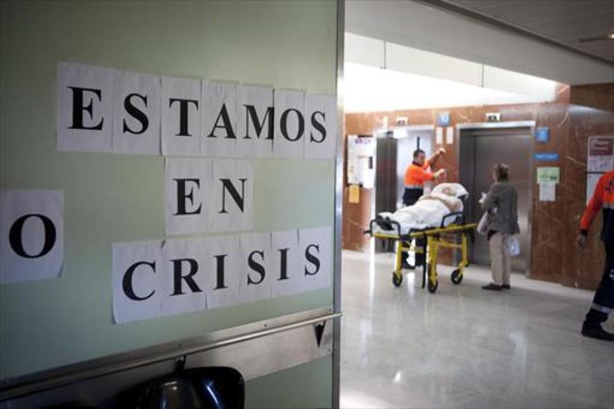Reivindicación 8Cartel de protesta contra los recortes en el sector sanitario, en un pasillo del Hospital Vall d’Hebron. Reivindicación 8Cartel de protesta contra los recortes en el sector sanitario, en un pasillo del Hospital Vall d’Hebron.