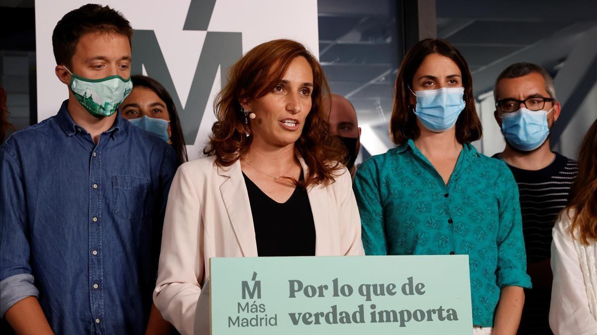 La candidata de Mas Madrid en las elecciones a la Comunidad de Madrid  Monica Garcia valora los resultados electorales junto a Iñigo Errejón y Rita Maestre.