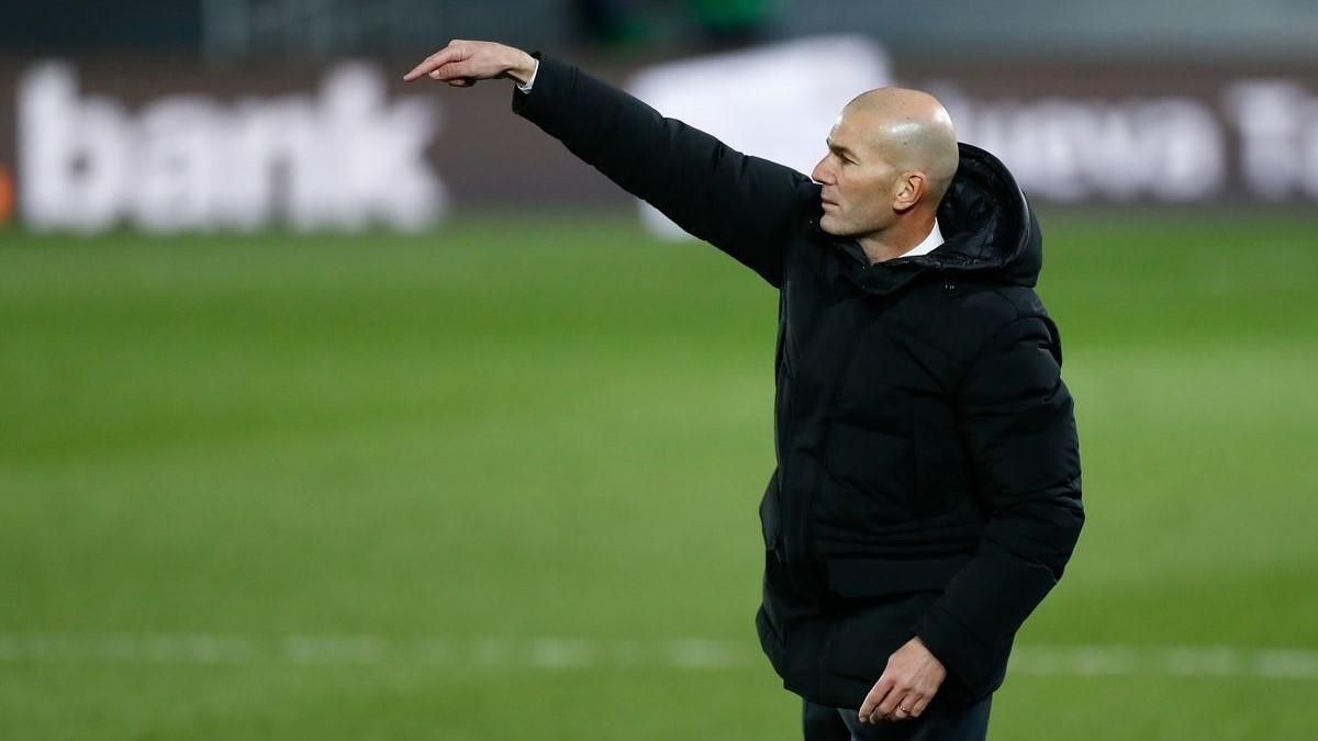 Zidane, en un partido del Madrid. Zidane, en un partido del Madrid.