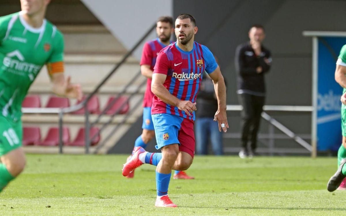 Kun Agüero durante el amistoso con el Cornellà en la ciudad deportiva de Sant Joan Despí. Kun Agüero durante el amistoso con el Cornellà en la ciudad deportiva de Sant Joan Despí.