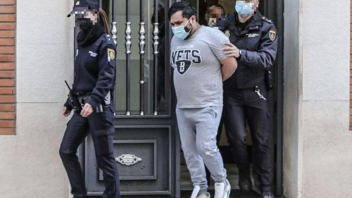 Presó per als pares de la bebè hospitalitzada amb prop de vint fractures Presó per als pares de la bebè hospitalitzada amb prop de vint fractures