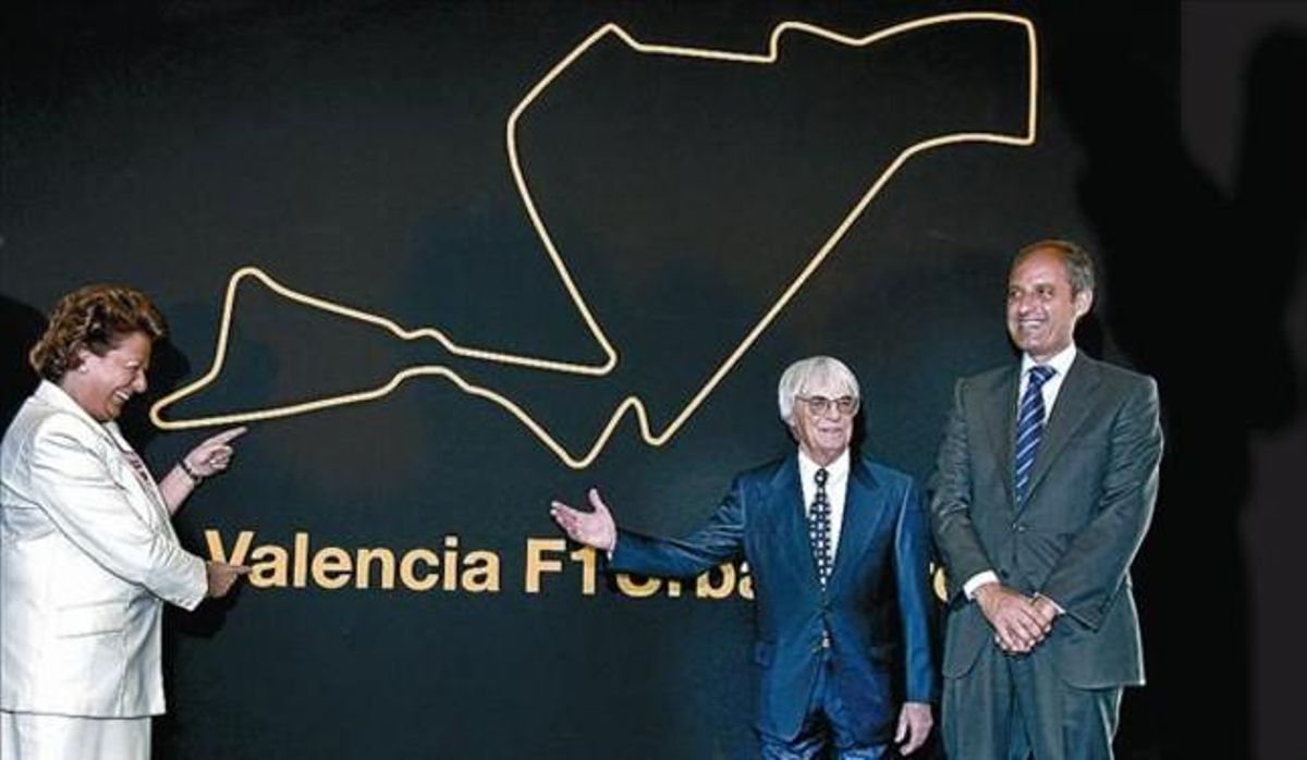 Barberá, Ecclestone y Camps presentan, en mayo del 2007, el proyecto valenciano de la F-1. Barberá, Ecclestone y Camps presentan, en mayo del 2007, el proyecto valenciano de la F-1.