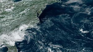 La tempesta tropical Danny arriba a terra nord-americà