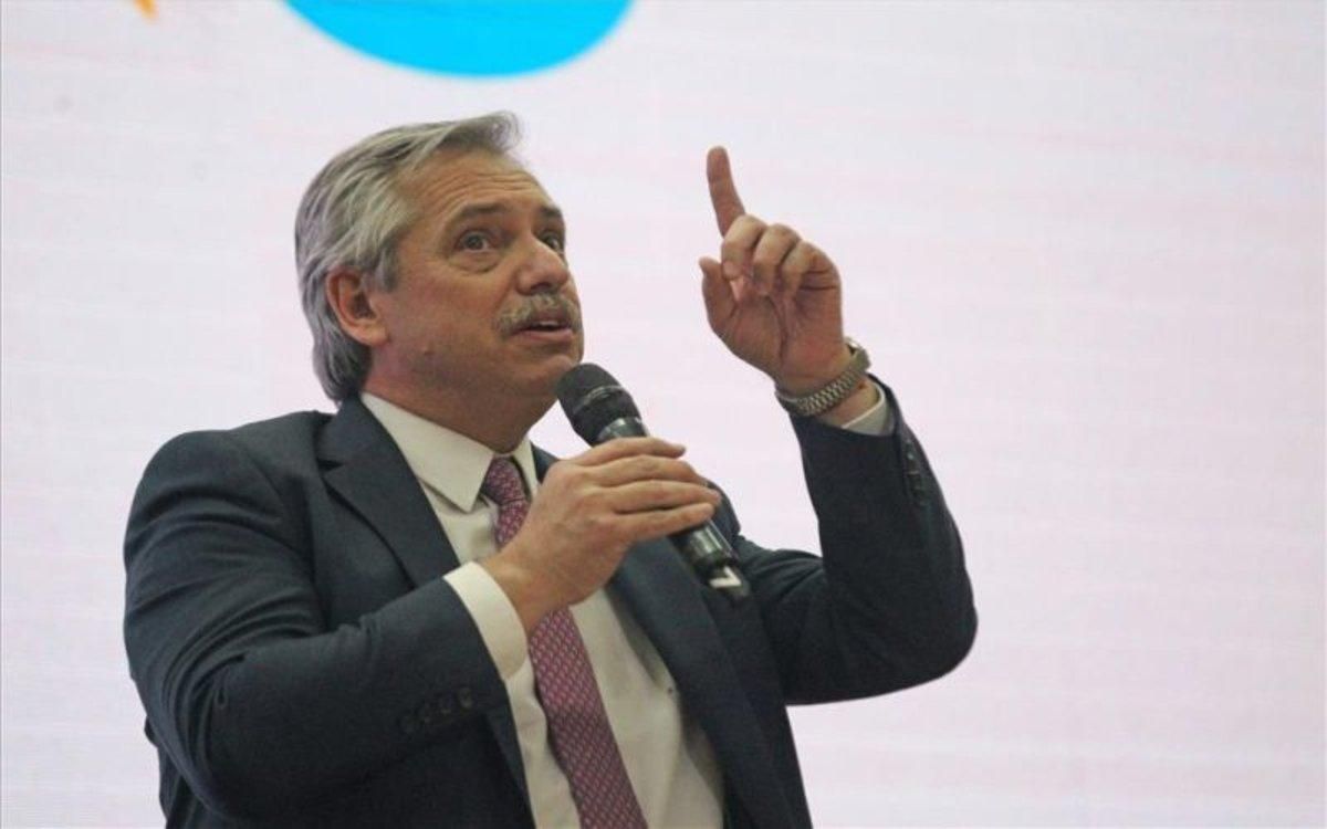 Alberto Fernández, candidato opositor a la presidencia de Argentina. Alberto Fernández, candidato opositor a la presidencia de Argentina.