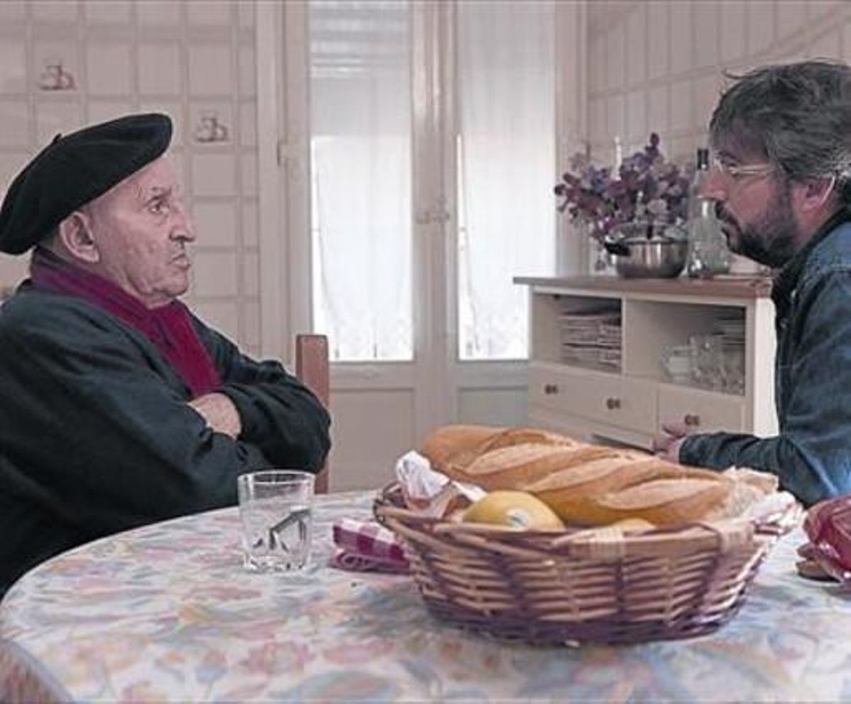 Jordi Évole, con Lucio Uturbia, en el ’Salvados’ de esta noche. Jordi Évole, con Lucio Uturbia, en el ’Salvados’ de esta noche.