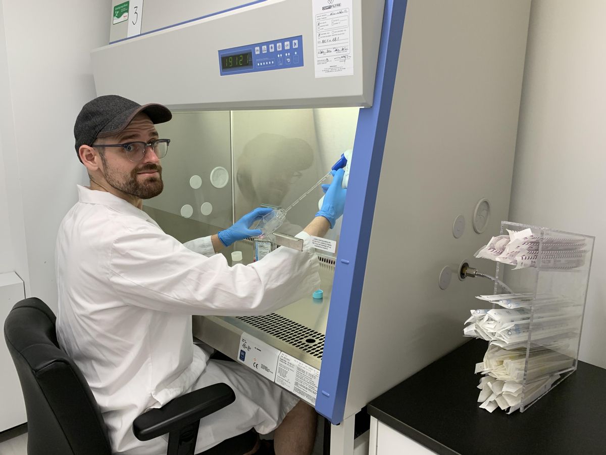 Sergio Crespo García, investigador bioquímico en el Hospital Maisonneuve- Rosemont Research Center de Canadá. Sergio Crespo García, investigador bioquímico en el Hospital Maisonneuve- Rosemont Research Center de Canadá.