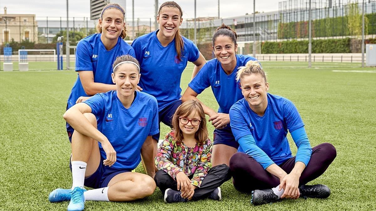 El equipo femenino del Barça, con Martina.